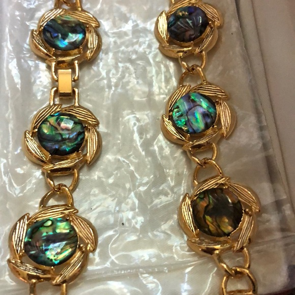 Necklace - Picture 2 of 3